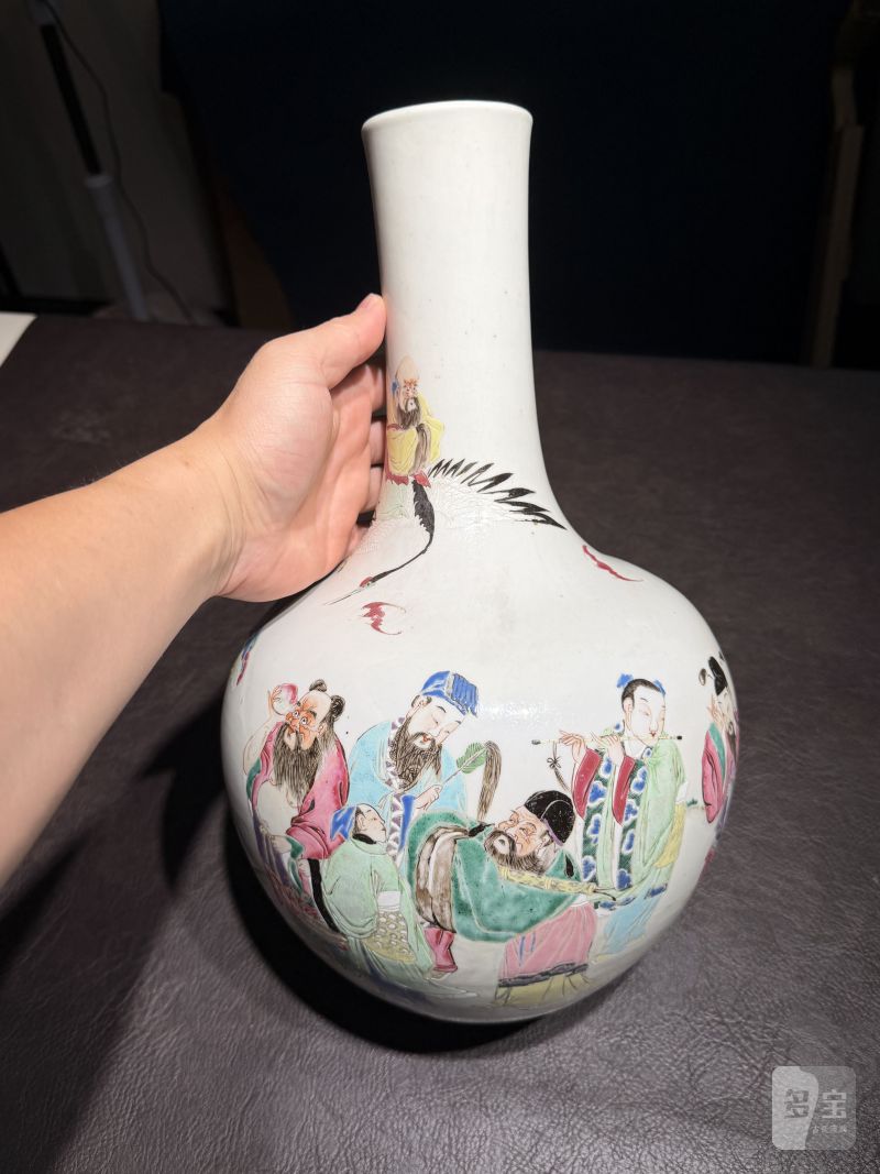 清雍正 粉彩八仙祝寿图天球瓶 - 图3